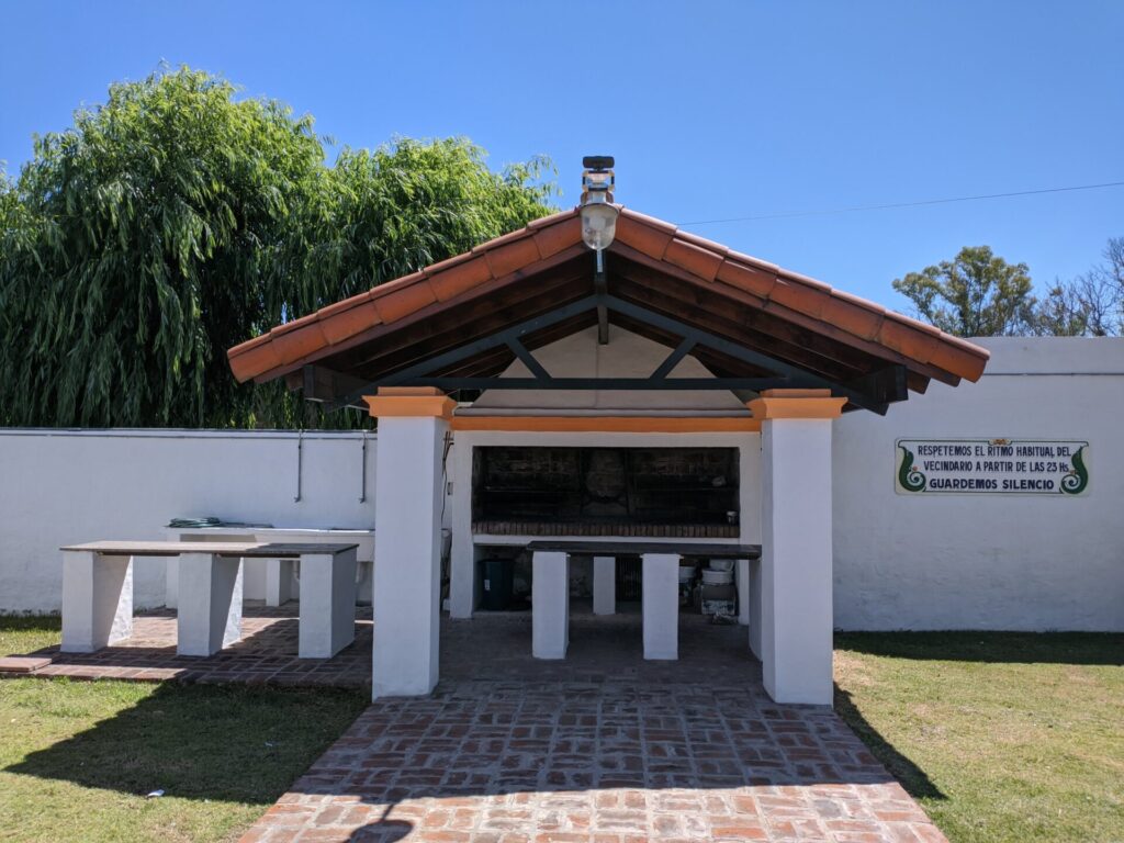 Hotel Los Naranjos en San Antonio de Areco (foto 2 de 16)