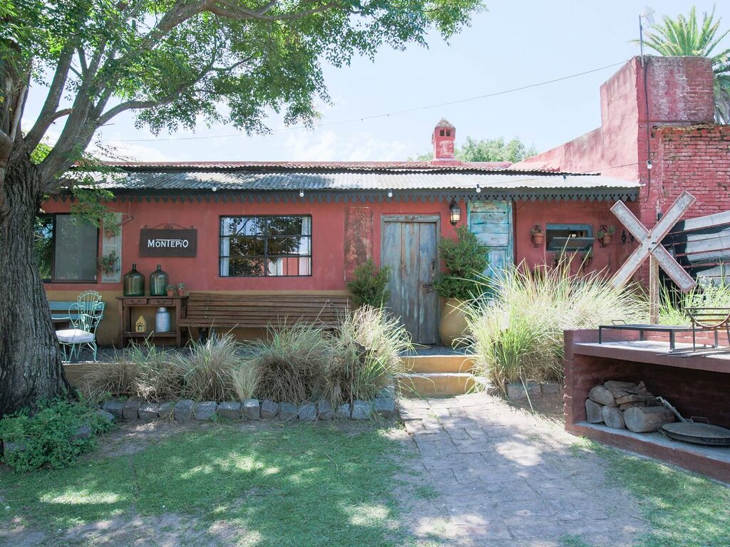 Casa Montepío, casa de alquiler temporario en San Antonio de Areco (foto 2 de 22)