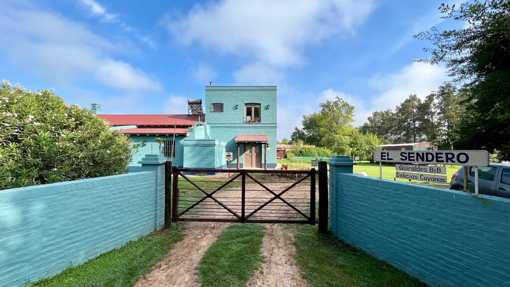 El Sendero Güiraldes B&B, cabaña en San Antonio de Areco (foto 30 de 30)