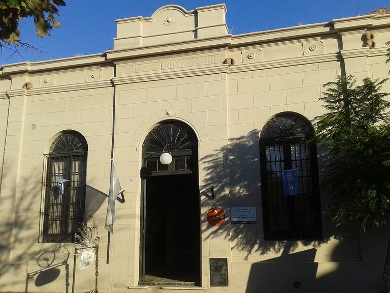 Recorrido a pie por el casco histórico de San Antonio de Areco - Sanantoniodeareco.com