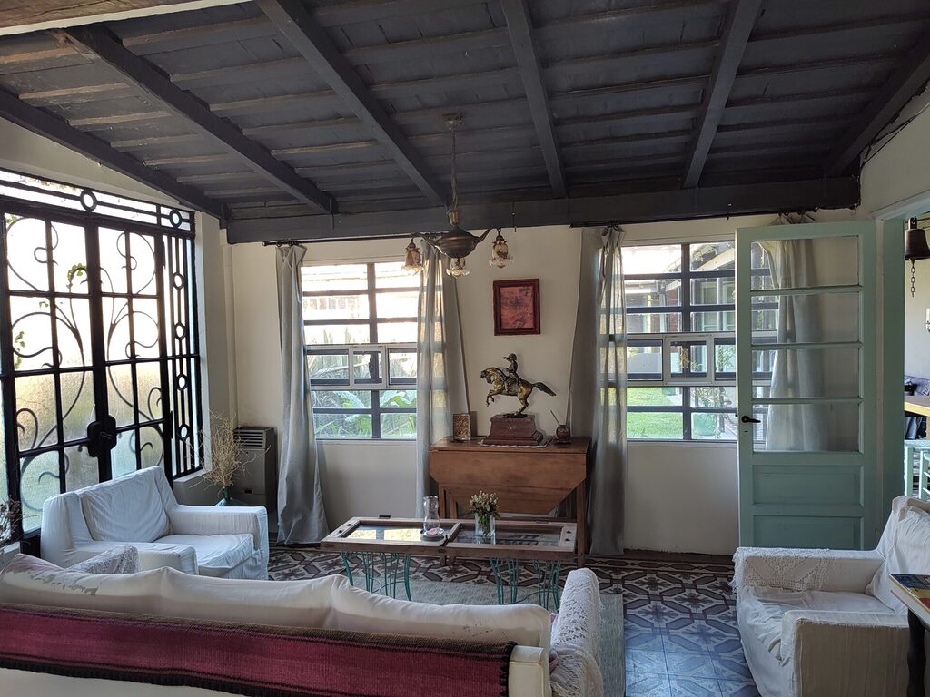 Antigua Casa Rochaix, casa de alquiler temporario en Duggan (foto 4 de 22)
