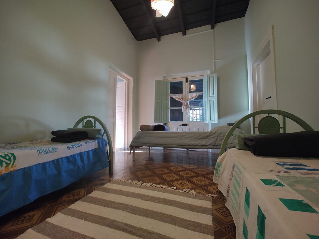 Antigua Casa Rochaix, casa de alquiler temporario en Duggan (foto 14 de 22)