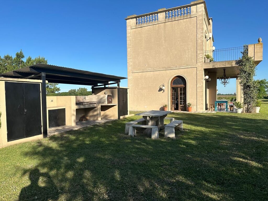 Chacra Los Naranjos, casa de campo en San Andrés de Giles (foto 28 de 28)