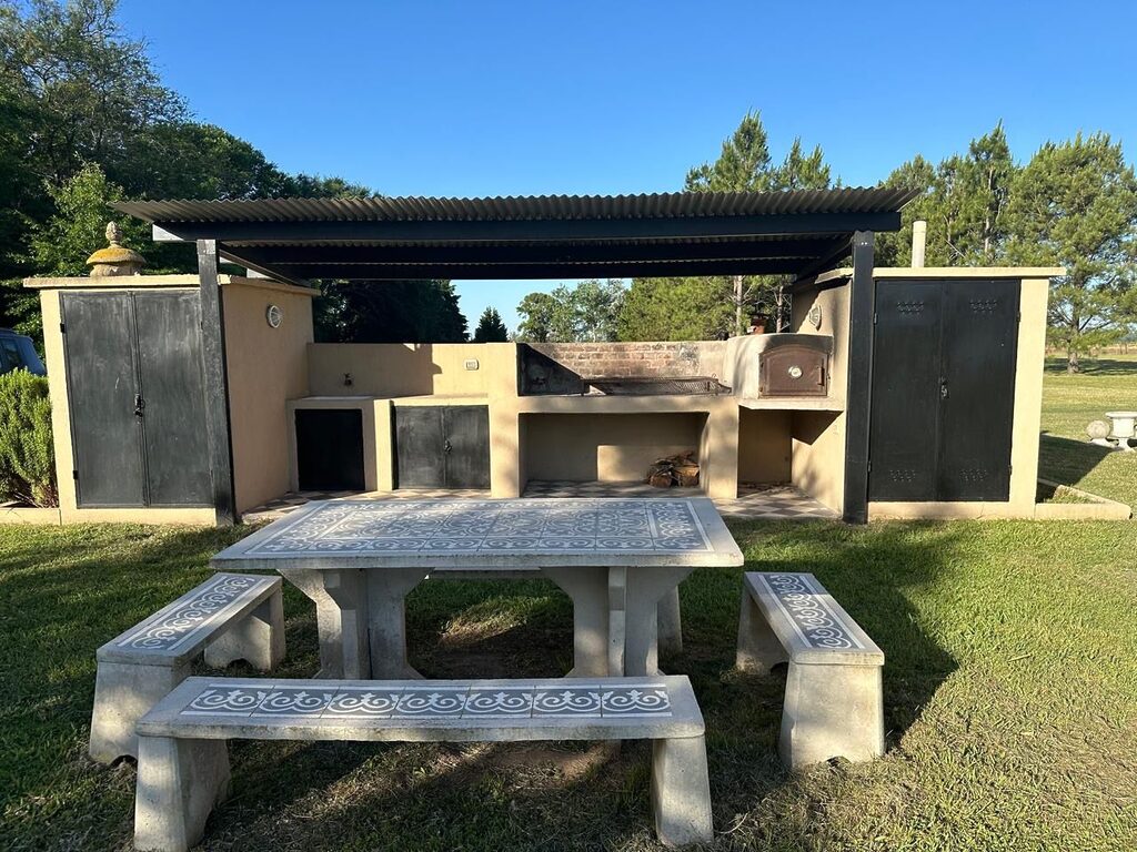 Chacra Los Naranjos, casa de campo en San Andrés de Giles (foto 18 de 28)